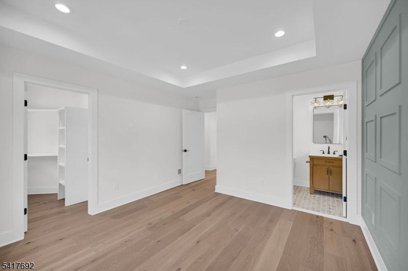 94 E Cedar St