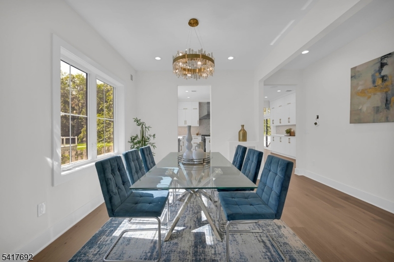 94 E Cedar St