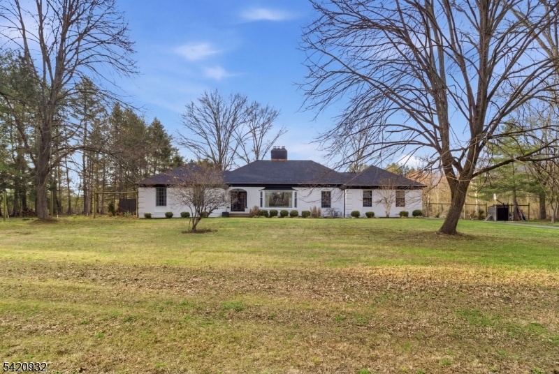 148 Lambertville Hopewell Rd