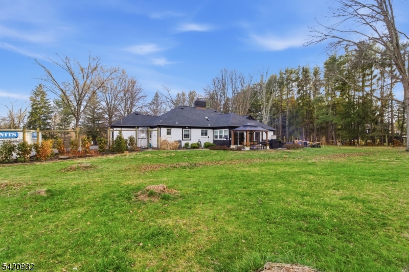 148 Lambertville Hopewell Rd