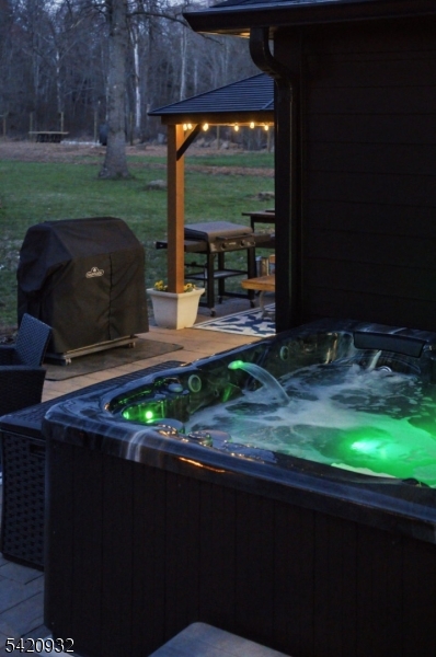 148 Lambertville Hopewell Rd