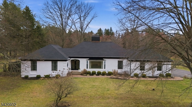 148 Lambertville Hopewell Rd