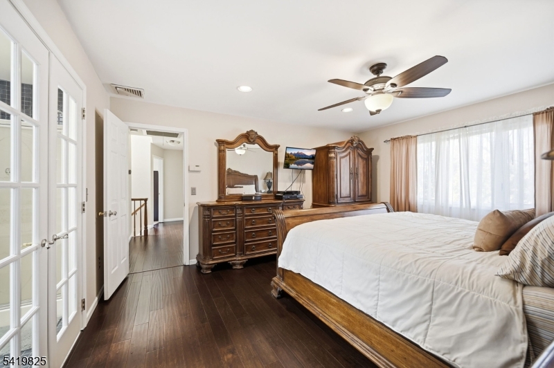 18 Tice Rd