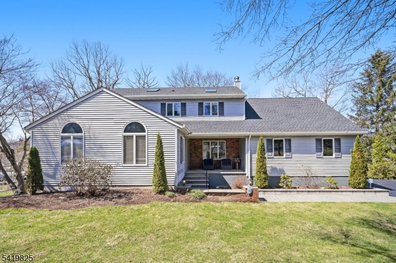 18 Tice Rd