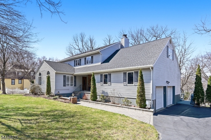 18 Tice Rd