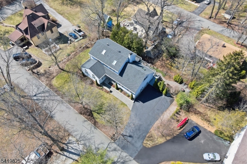 18 Tice Rd