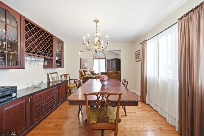 18 Tice Rd