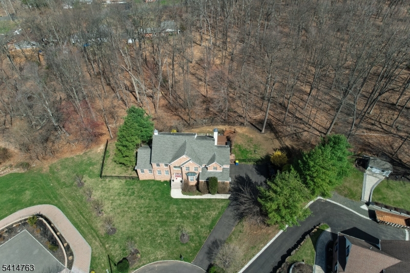 2 Ridge Rd