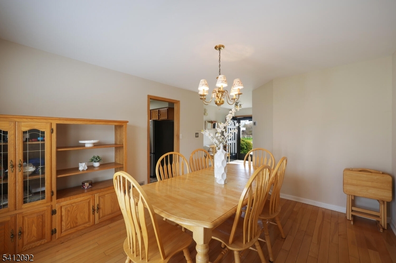 6 Longfield Dr
