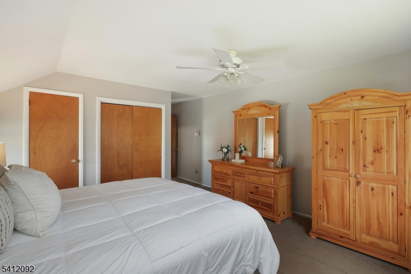 6 Longfield Dr