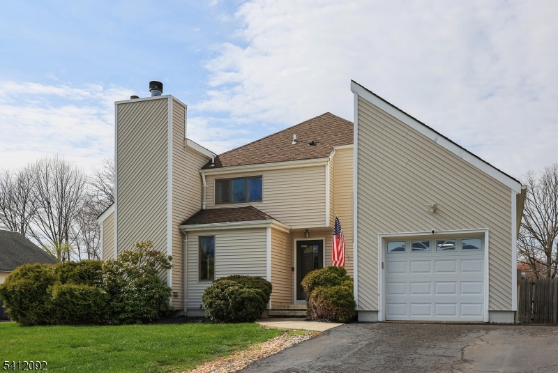 6 Longfield Dr