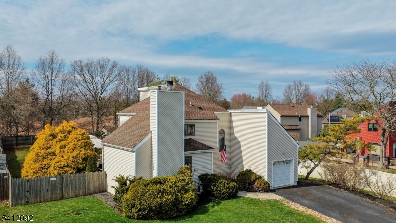 6 Longfield Dr