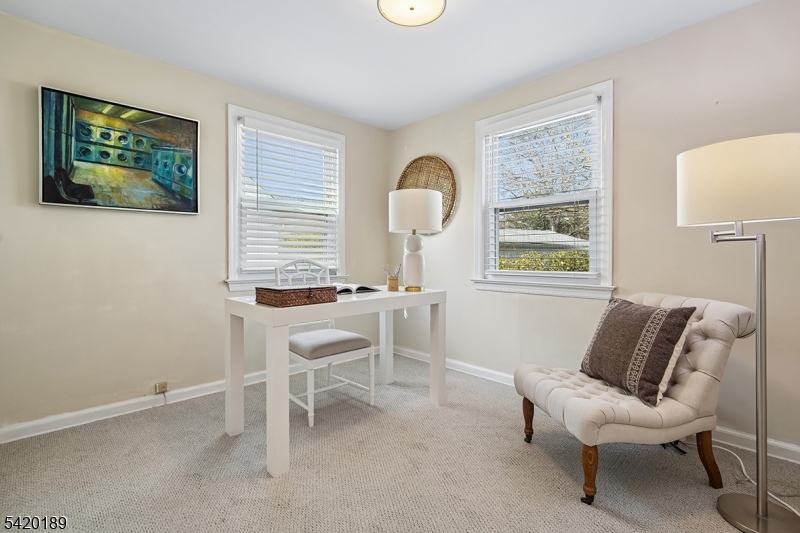8 Edison Dr