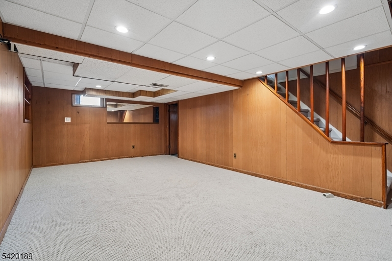 8 Edison Dr