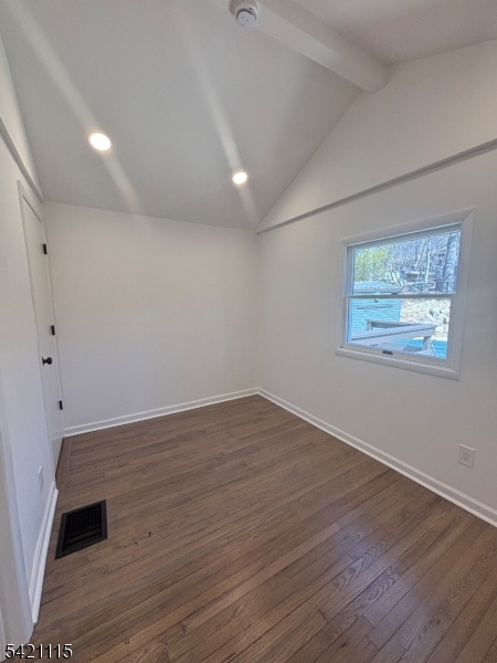 7 Pine St