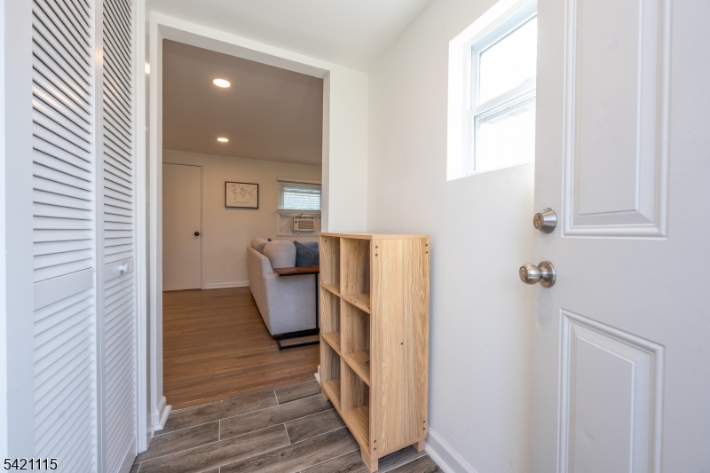 7 Pine St