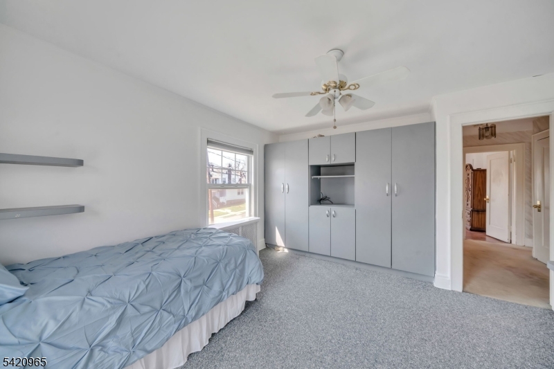 865 Livingston Rd