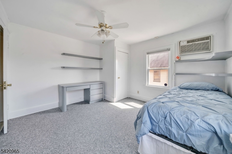 865 Livingston Rd