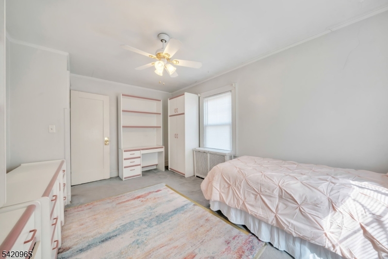 865 Livingston Rd