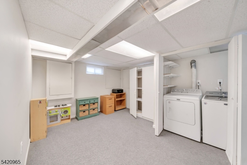 865 Livingston Rd