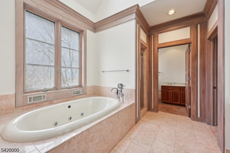 29 Hilltop Rd