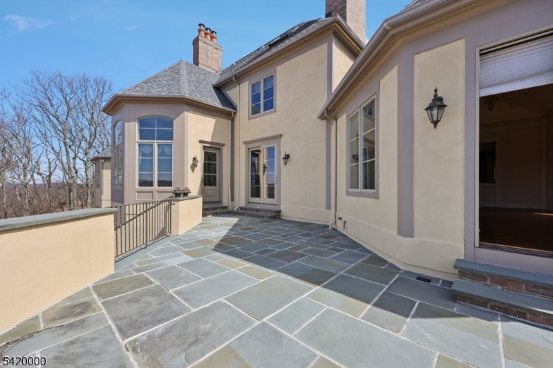 29 Hilltop Rd