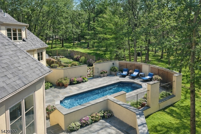 29 Hilltop Rd