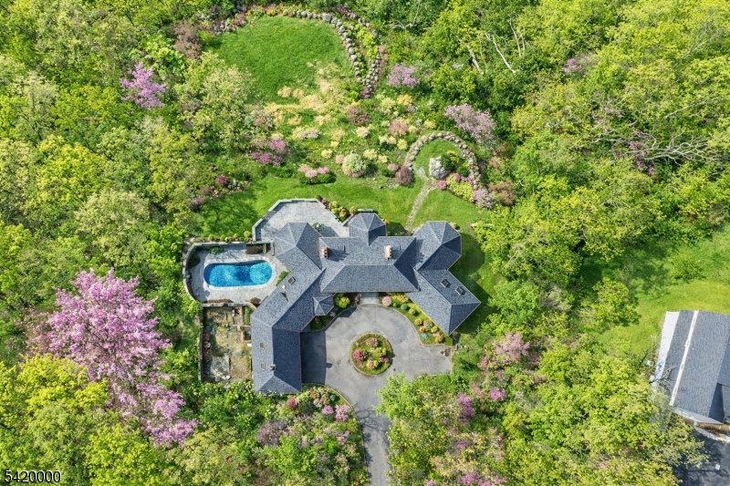 29 Hilltop Rd