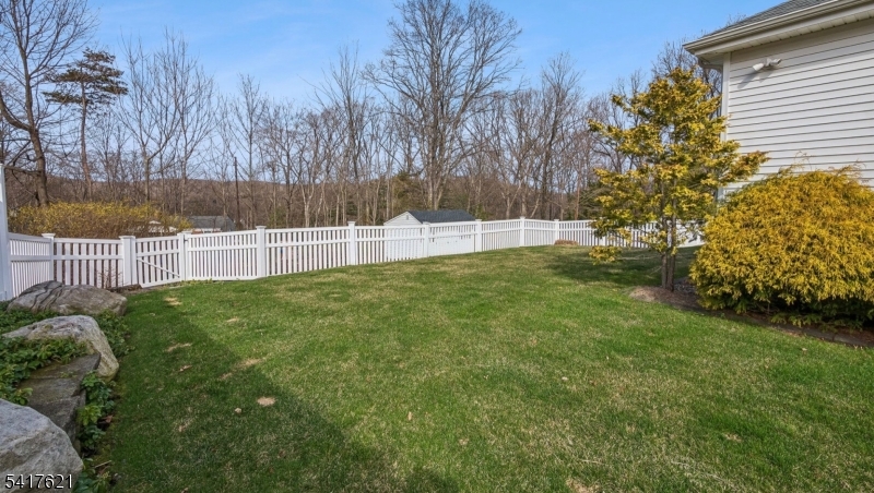 12 White Birch Ter