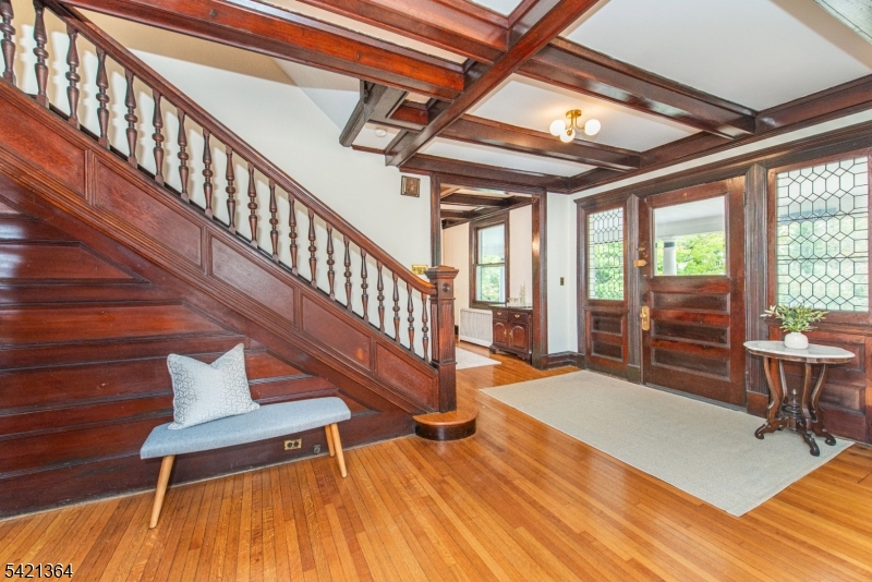 22 Arlington Ave