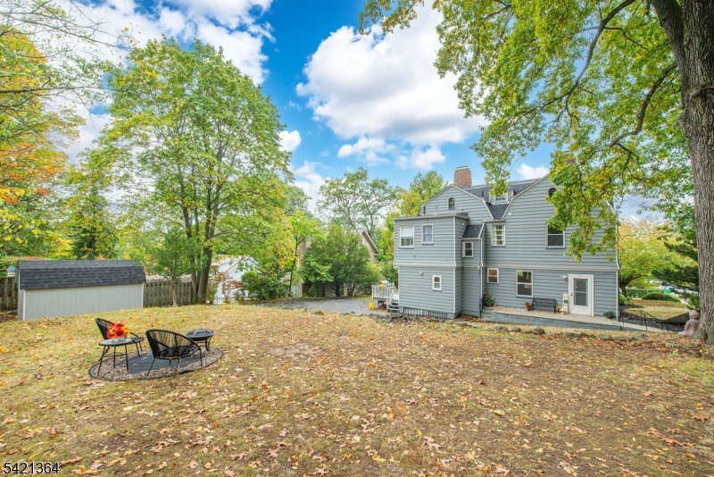 22 Arlington Ave