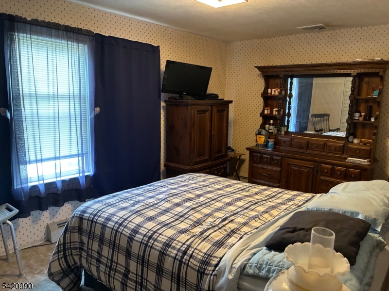 95 Mohr Ave