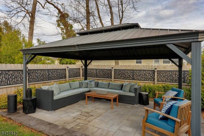 178 Tillotson Rd