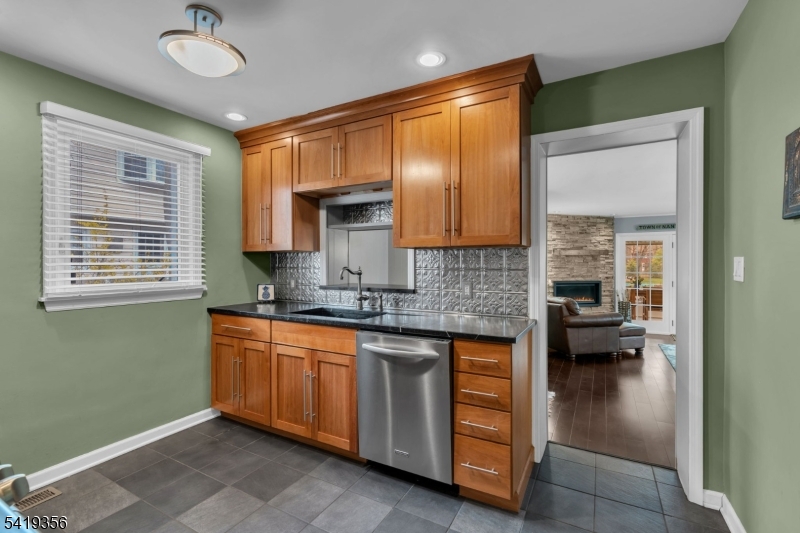 465 Franklin Tpke