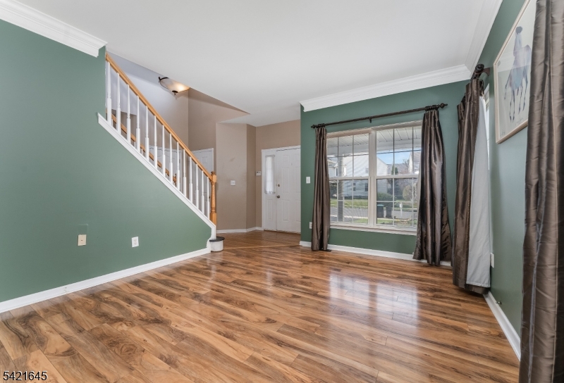 414 HAMILTON DRIVE