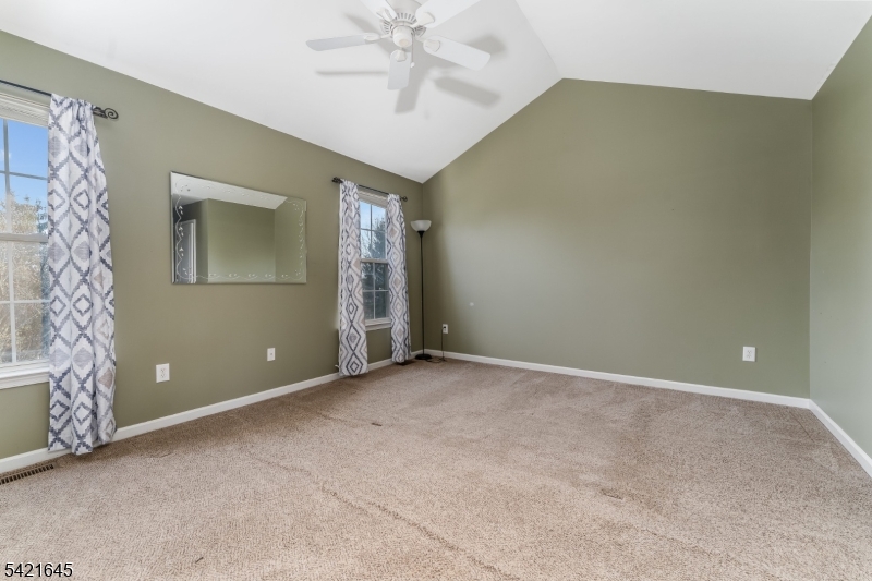 414 HAMILTON DRIVE