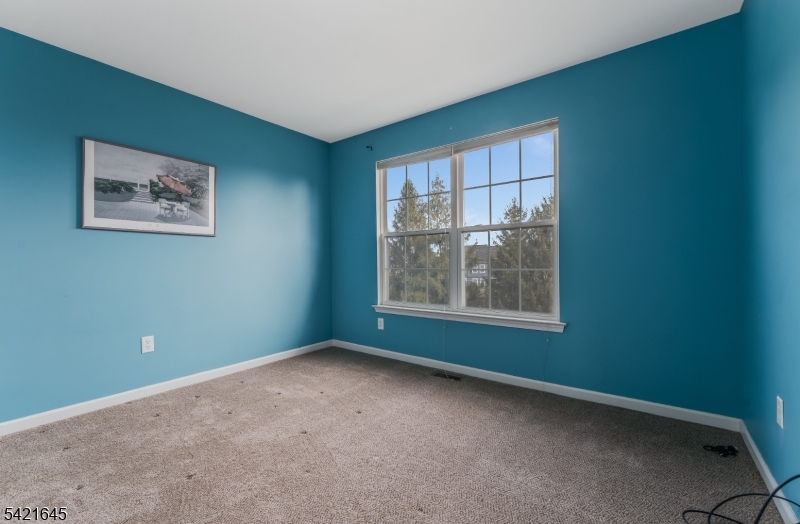 414 HAMILTON DRIVE