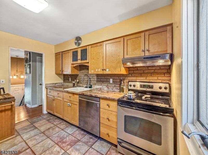 85 Powderhorn Dr