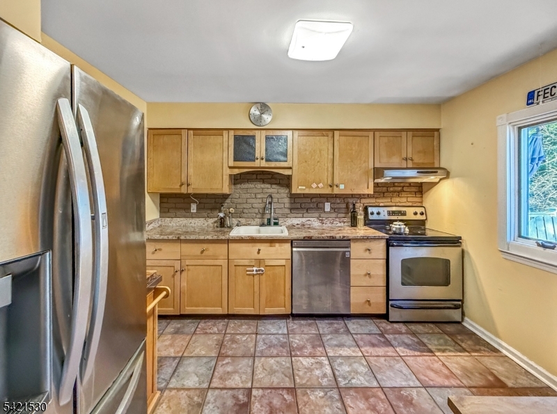 85 Powderhorn Dr