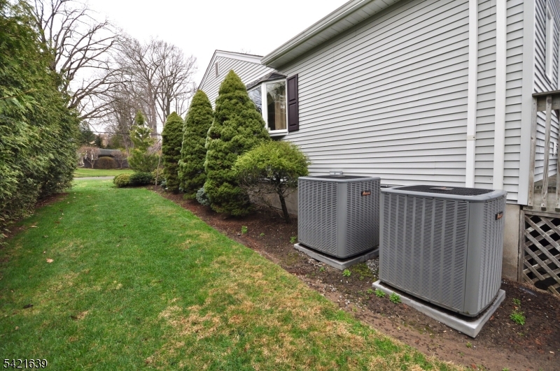 28 Jefferson Pl