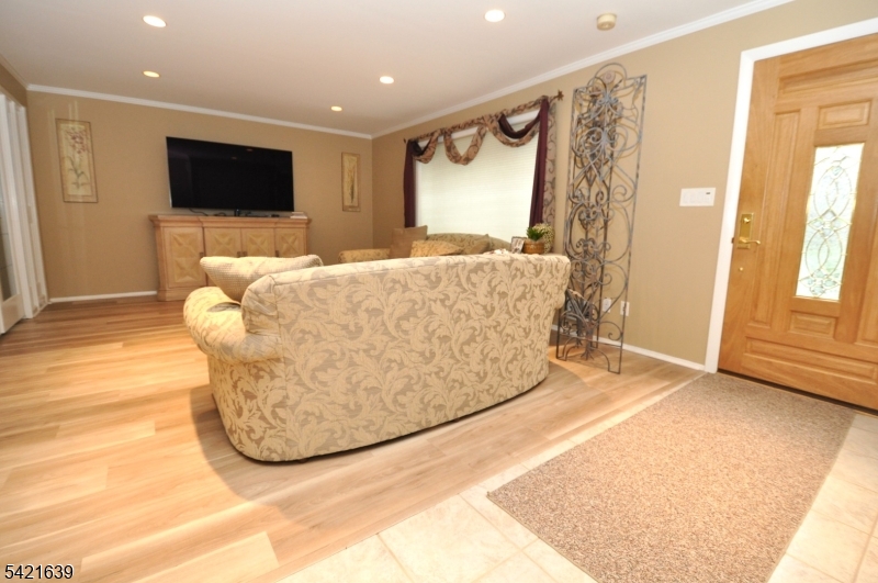 28 Jefferson Pl