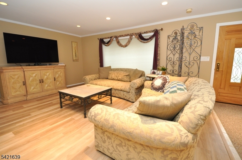 28 Jefferson Pl