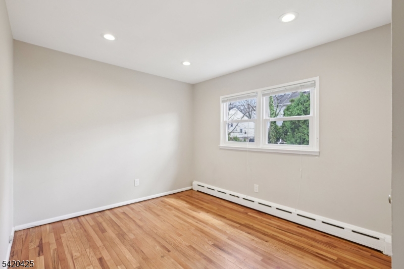 42 Nomahegan Ct