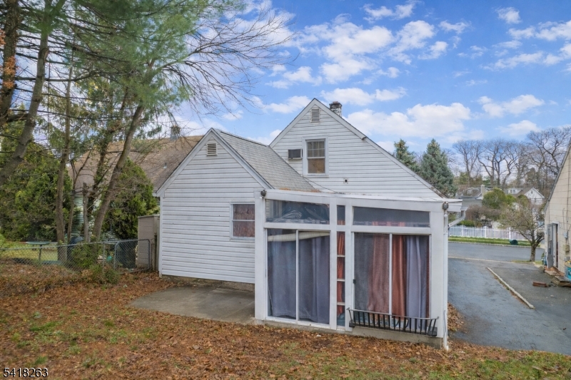 23 Franklin Ave