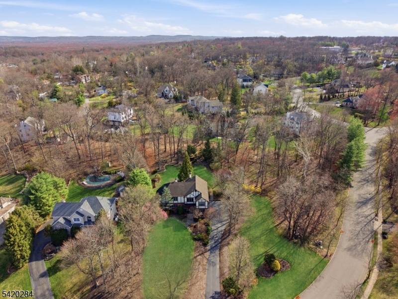 15 Turner Ln