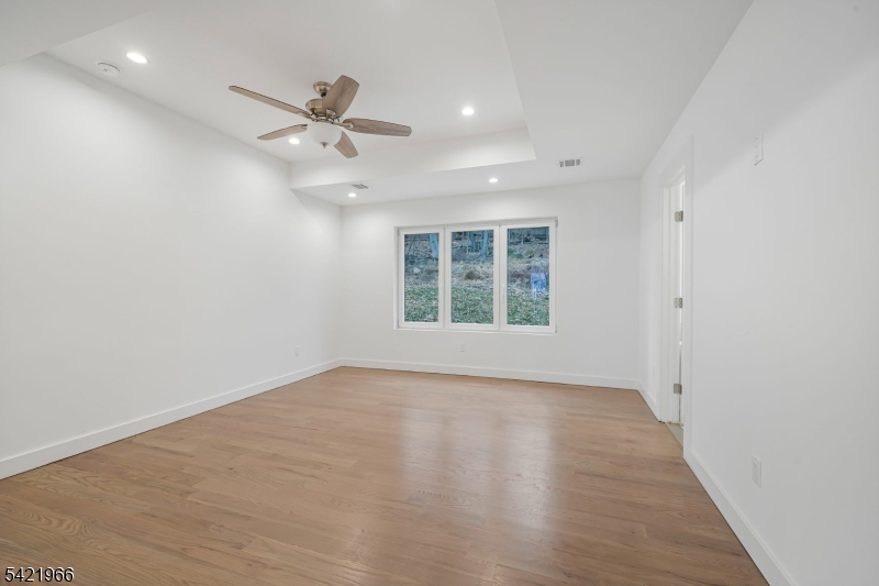 85 Pine Brook Rd