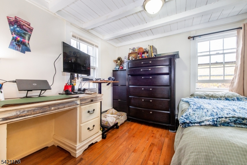 47 Hillside Rd