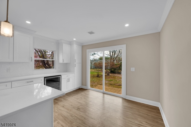 3 Pembroke Ln
