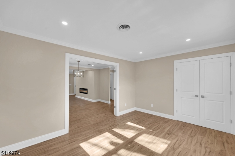 3 Pembroke Ln