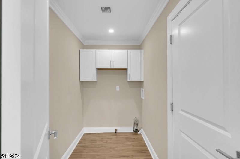 3 Pembroke Ln